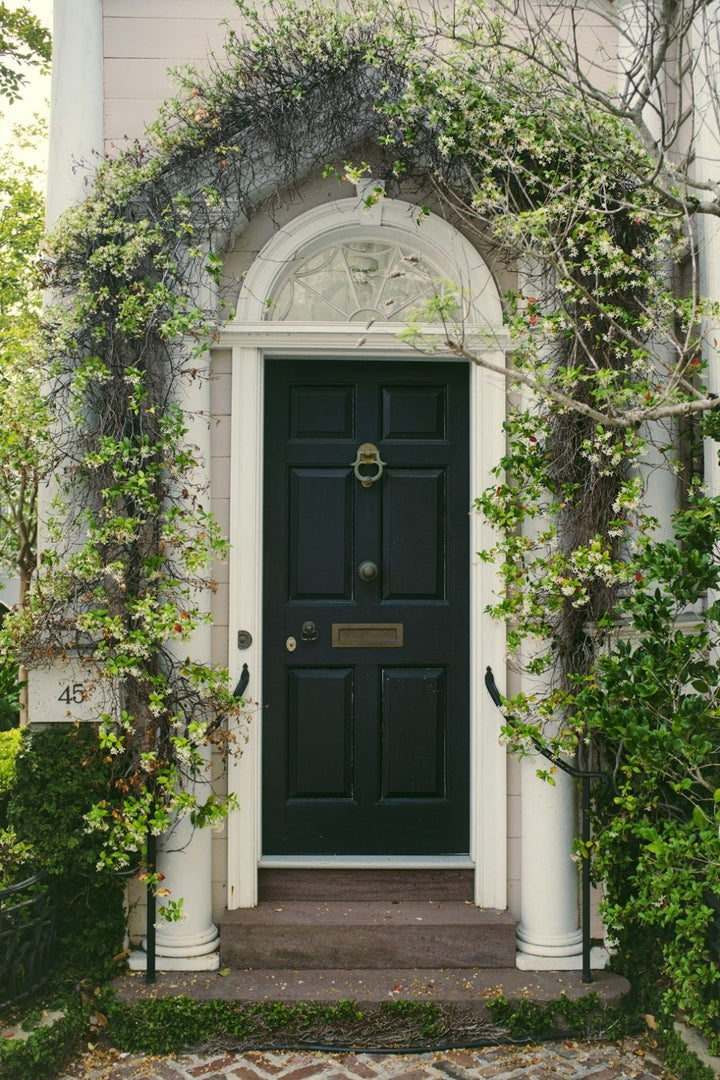 Creating an Organized Entryway: Welcoming Guests - Gunk Getter